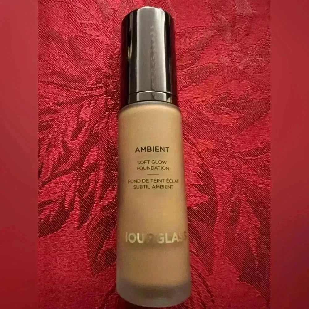 HOURGLASS AMBIENT 1 FL OZ SOFT GLOW FOUNDATION 13.5